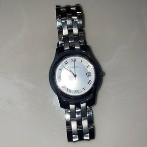 Gucci Stainless Steel 55M Water Resistant Watch
